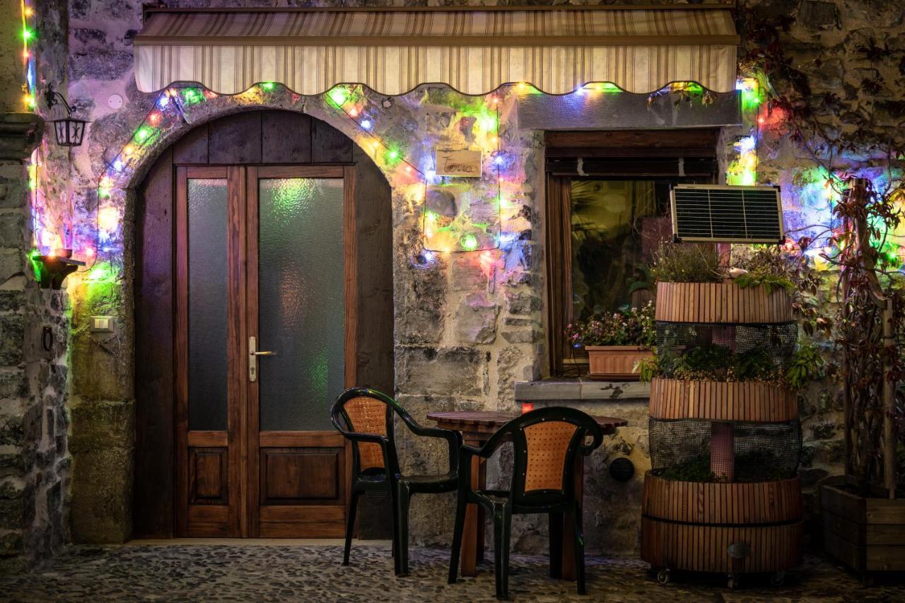 Castello Di Zorzino Iseo Lake Riva di Solto Exterior foto